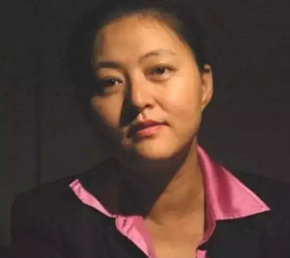 互聯(lián)網(wǎng)沒有中型企業(yè)，你要么做大，要么出局！