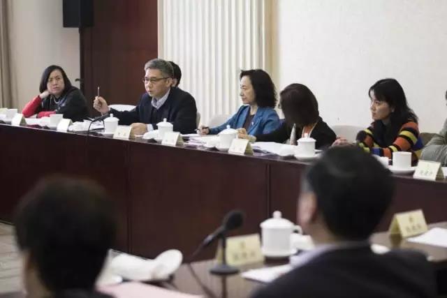 棄核、棄風(fēng)、棄水、棄光——能源結(jié)構(gòu)調(diào)整這事兒委員們有點(diǎn)急