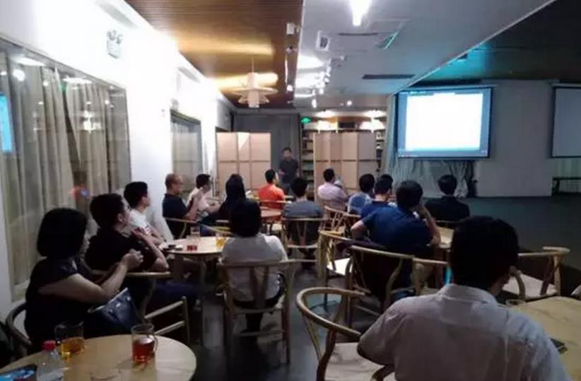 現(xiàn)貨市場中，調(diào)度應(yīng)該為市場主體提供什么數(shù)據(jù)？