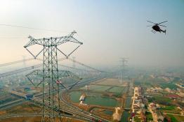 直升機(jī)巡線