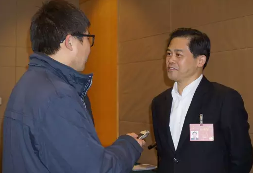 云南首創(chuàng)： 多家企業(yè)跟南網(wǎng)合資組建股份制電力交易中心 電網(wǎng)公司相對(duì)控股