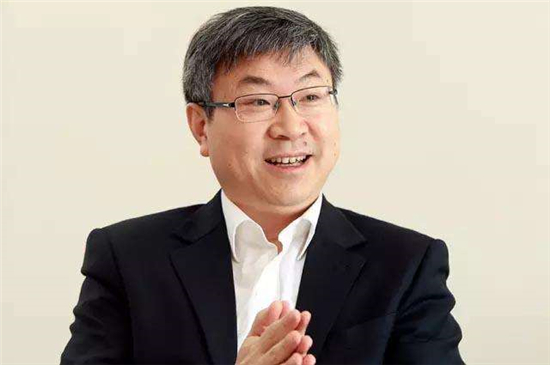  兩會代表議新能源汽車增長的“絆腳石”  推動新能源汽車產(chǎn)業(yè)發(fā)展