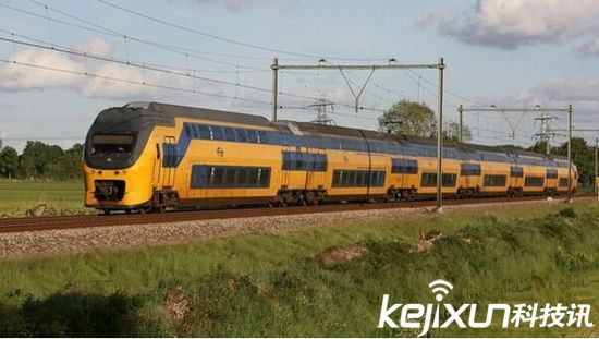 荷蘭實現(xiàn)100%風能運行火車 “風車王國”名不虛傳