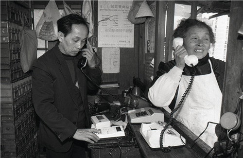 上海電信：從人工接線到千兆網(wǎng)絡(luò) 開啟智慧城市新時(shí)代