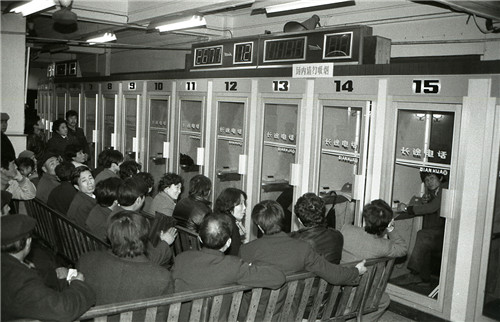 上海電信：從人工接線到千兆網(wǎng)絡(luò) 開啟智慧城市新時(shí)代