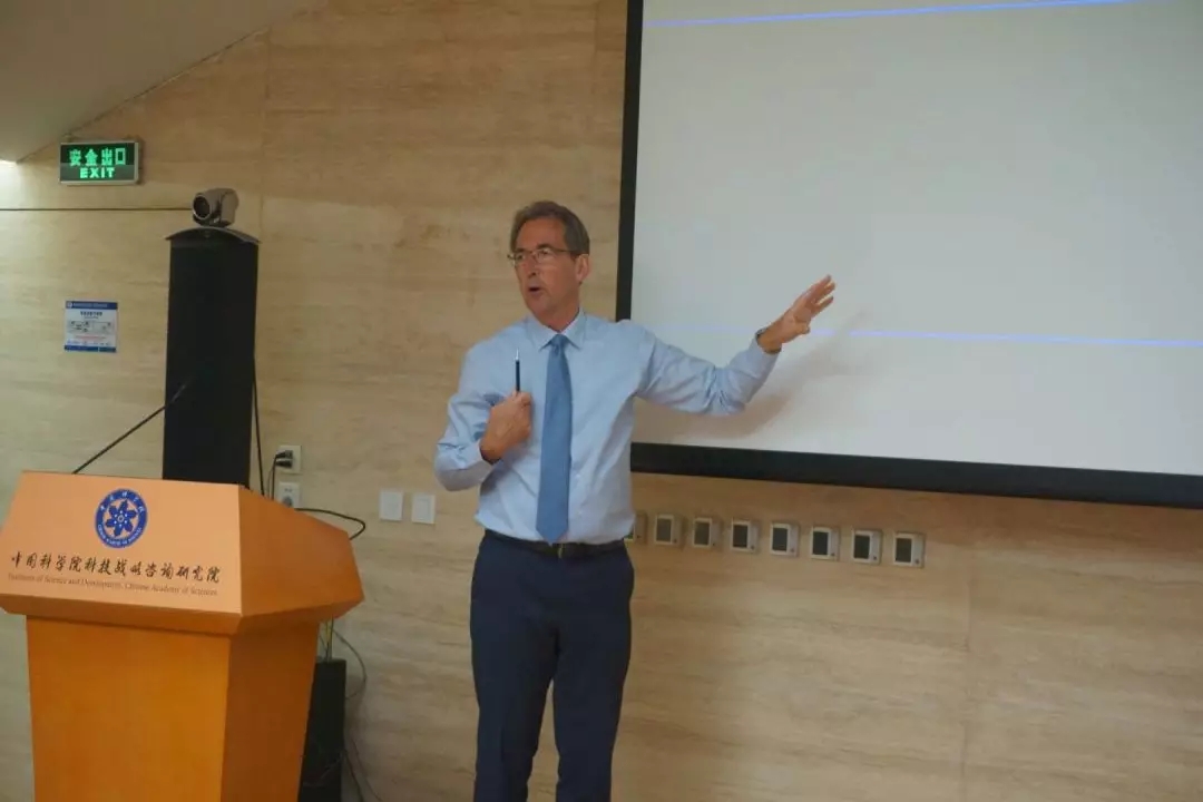 德國(guó)能源轉(zhuǎn)型啟示：關(guān)鍵建立智能電網(wǎng)系統(tǒng)