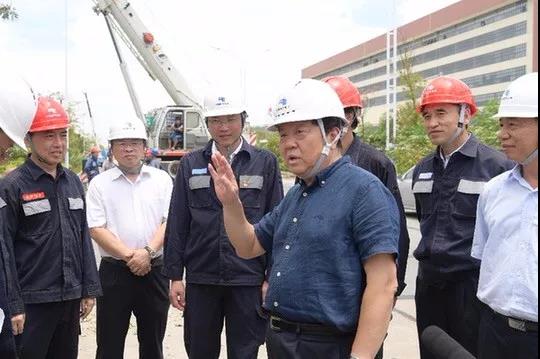 南方電網(wǎng)公司黨組書記、董事長(zhǎng)李慶奎：“三步走”打造世界一流企業(yè)