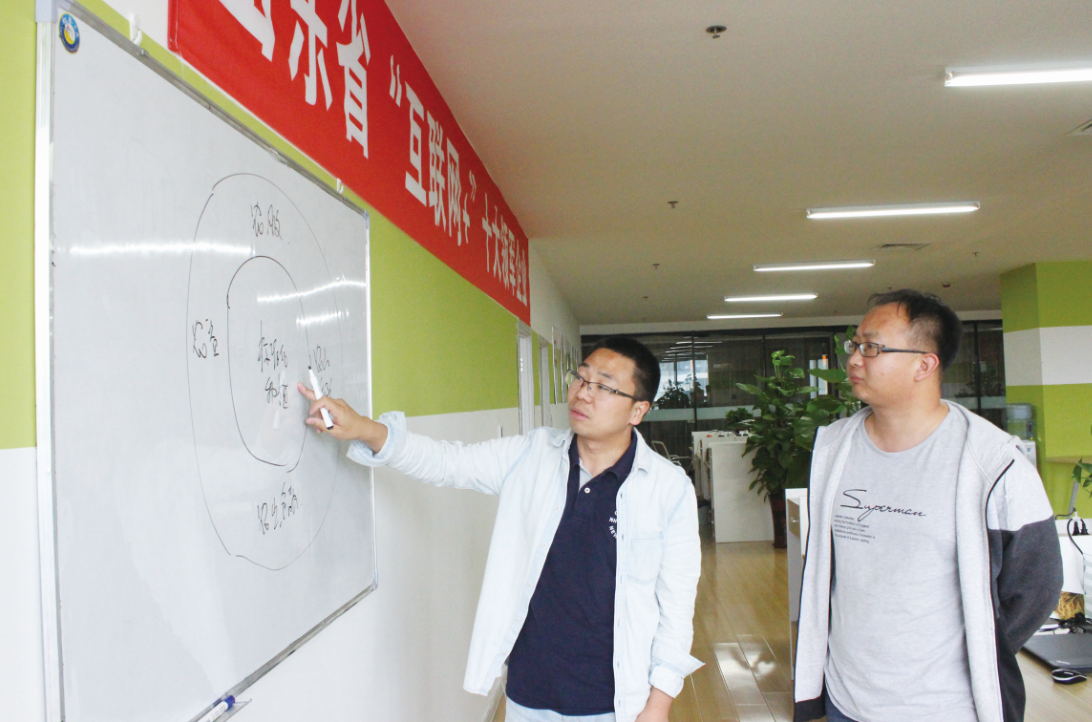 聚焦“互聯(lián)網(wǎng)+農(nóng)業(yè)”，80后小伙打造“種地保”平臺