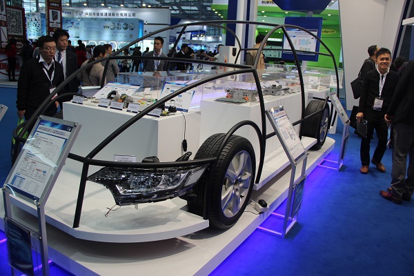 11家新能源車企簽訂意向，電池回收迫在眉睫！