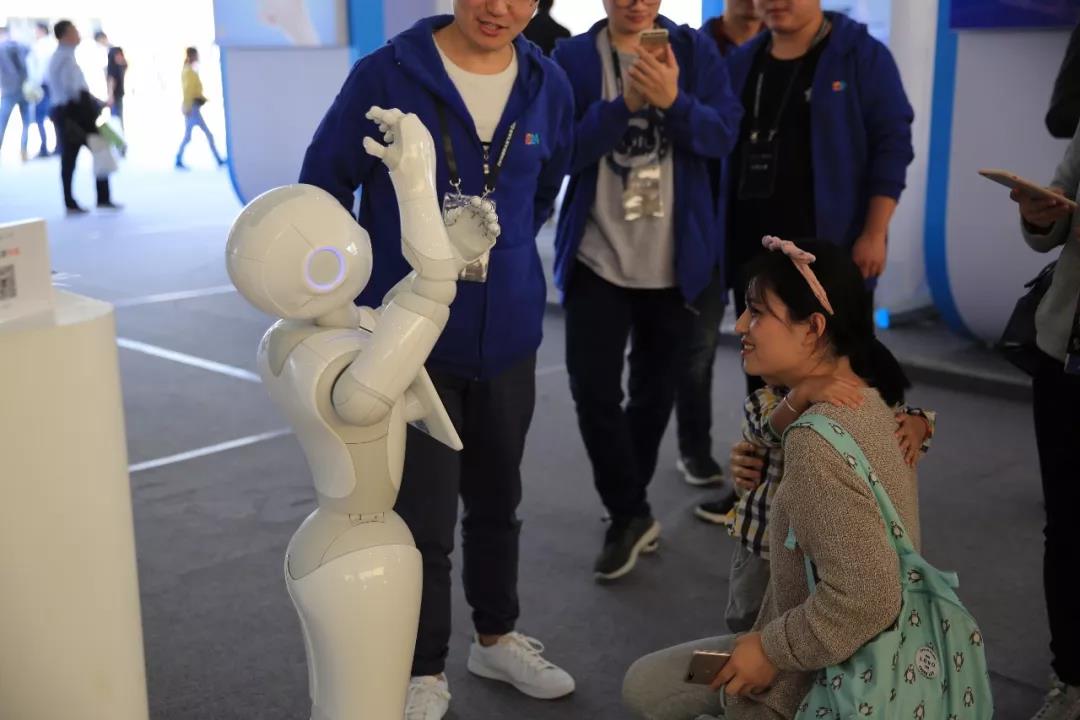 人工智能，從這里走向世界