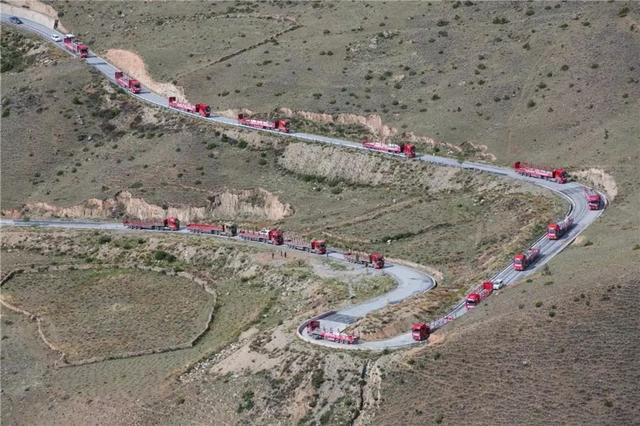 極限挑戰(zhàn)！這條“電力天路”正式投入運(yùn)營(yíng)